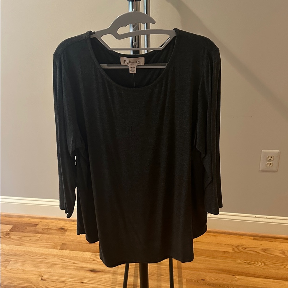 NWT Philosophy 2X Charcoal Gray Top
